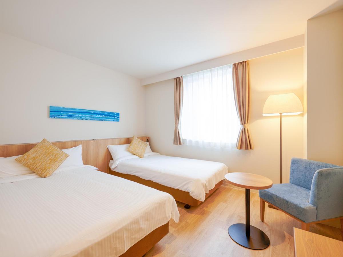 Hotel Seabreeze Coral Miyakojima  Bagian luar foto